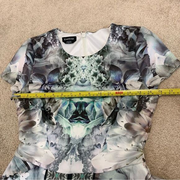 BEBE women’s blue green floral short sleeve skater dress Sz S - Picture 11 of 13